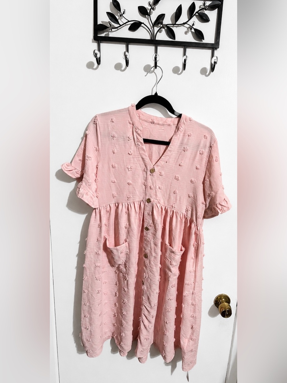 NWT Pink Textured Swiss Dot Style Maternity Dress – Size M